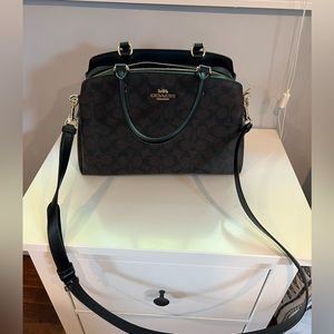 Coach Lillie Carryall in Signature Canvas